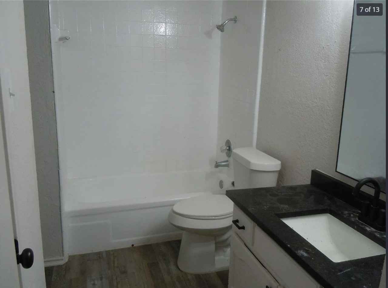 6108 Abrams Rd - Photo 7 of 10