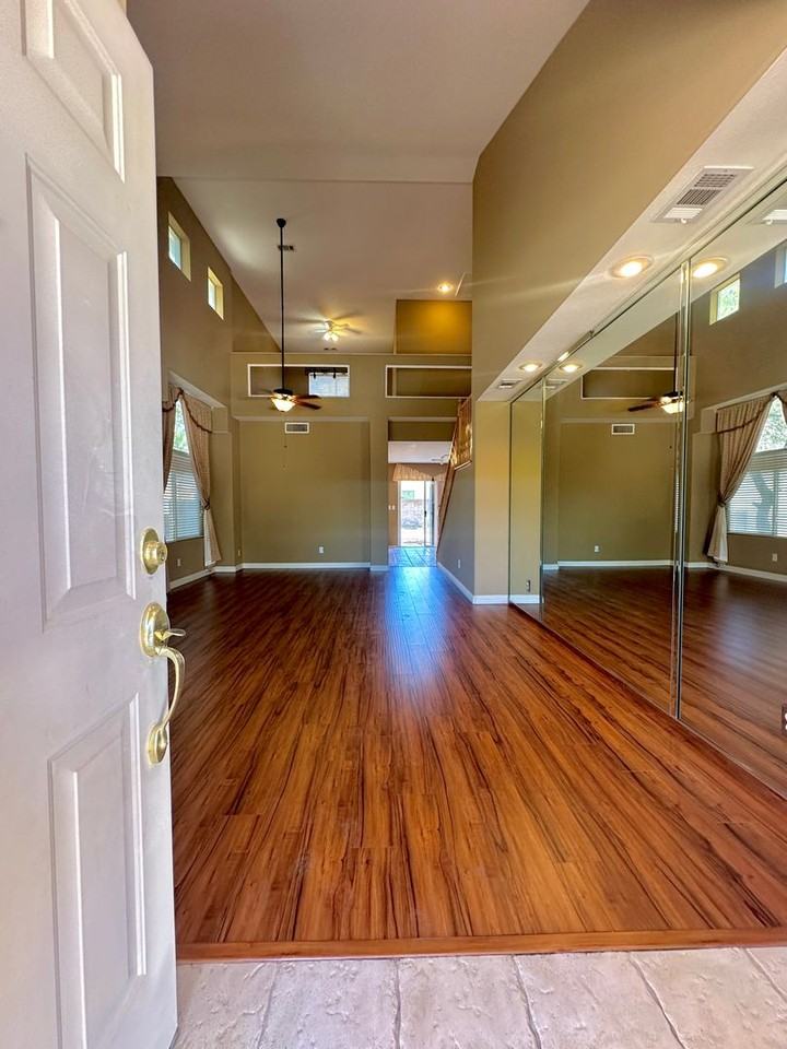 2705 Sweet Willow Ln - Photo 4 of 43