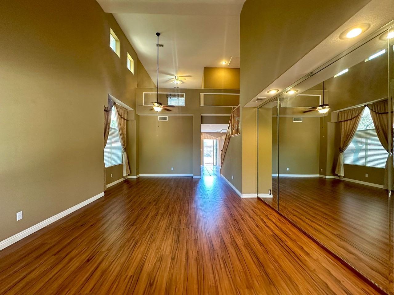 2705 Sweet Willow Ln - Photo 5 of 43