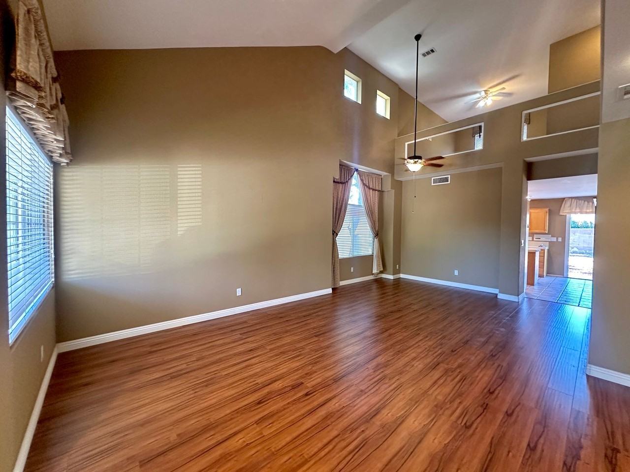 2705 Sweet Willow Ln - Photo 6 of 43