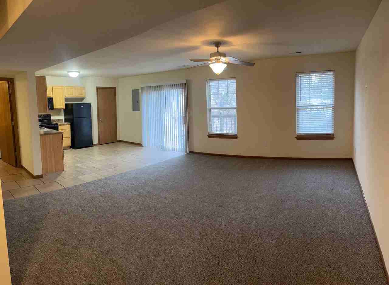 The Falls of Columbia - Photo 2 of 25