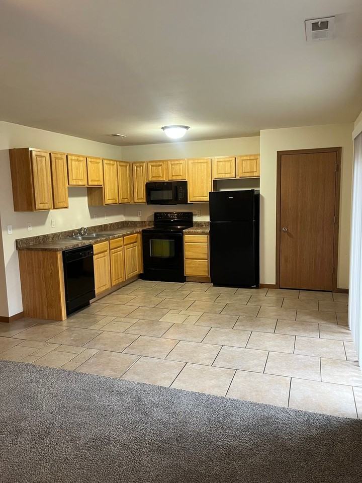 The Falls of Columbia - Photo 4 of 25