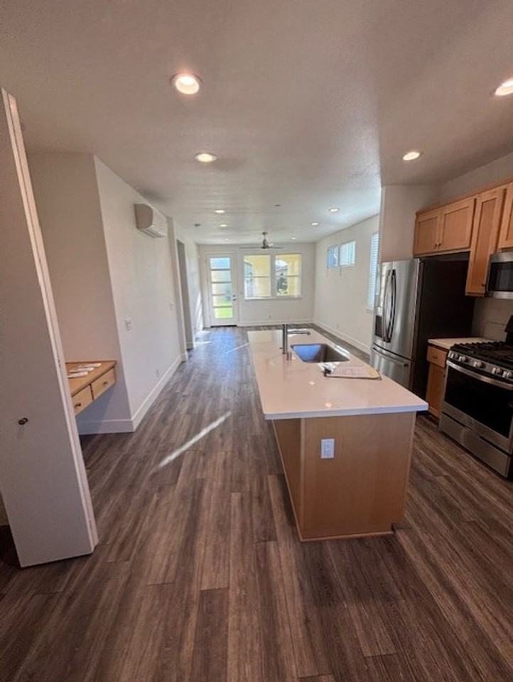 1758 Thea Ave - Photo 6 of 34