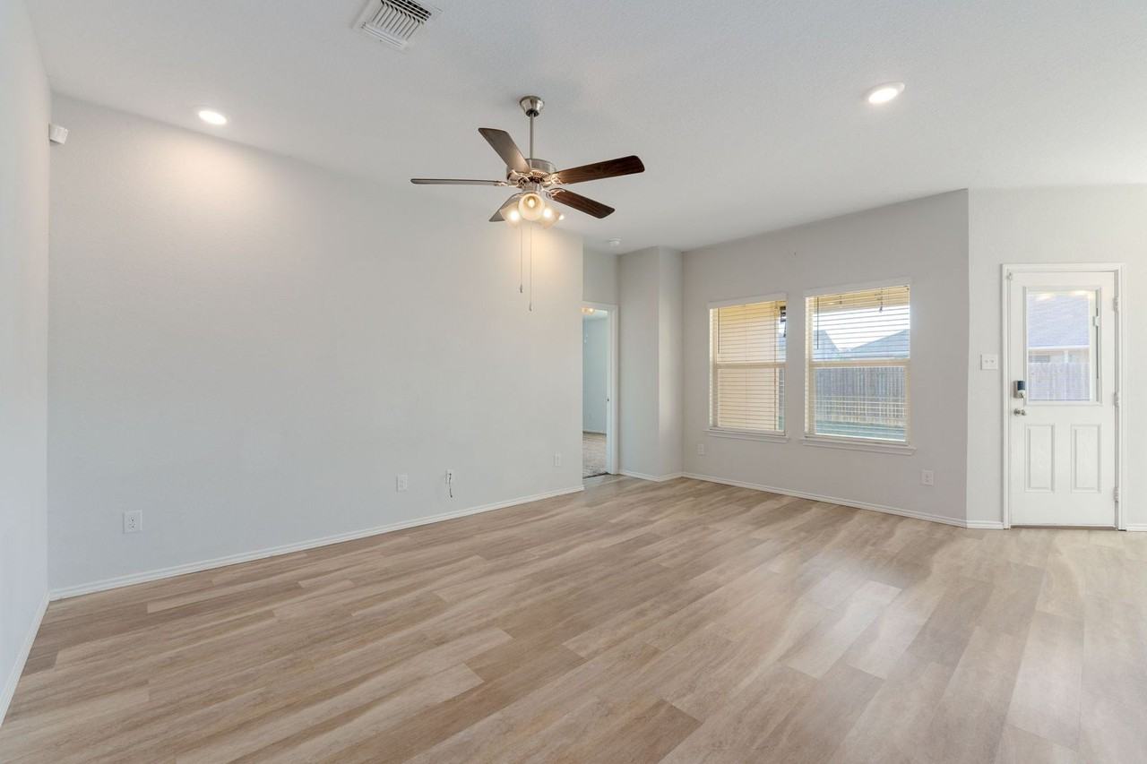 2051 Wigeon Way - Photo 2 of 17