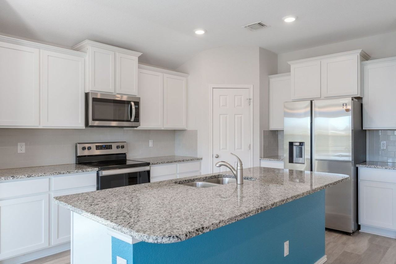 2051 Wigeon Way - Photo 4 of 17