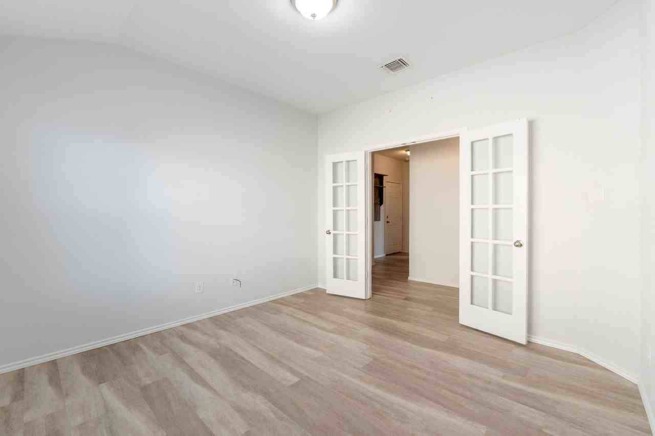 2051 Wigeon Way - Photo 7 of 17