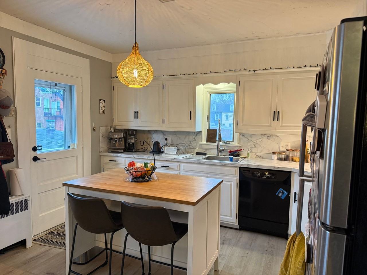 217 E Walnut St #2 - Photo 4 of 22