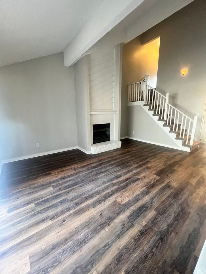 1000A Kings Way - Photo 4 of 15