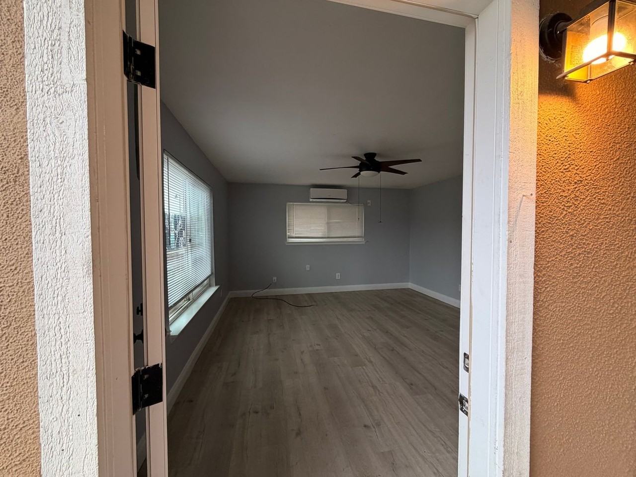 7812 Sayonara Dr - Photo 4 of 13