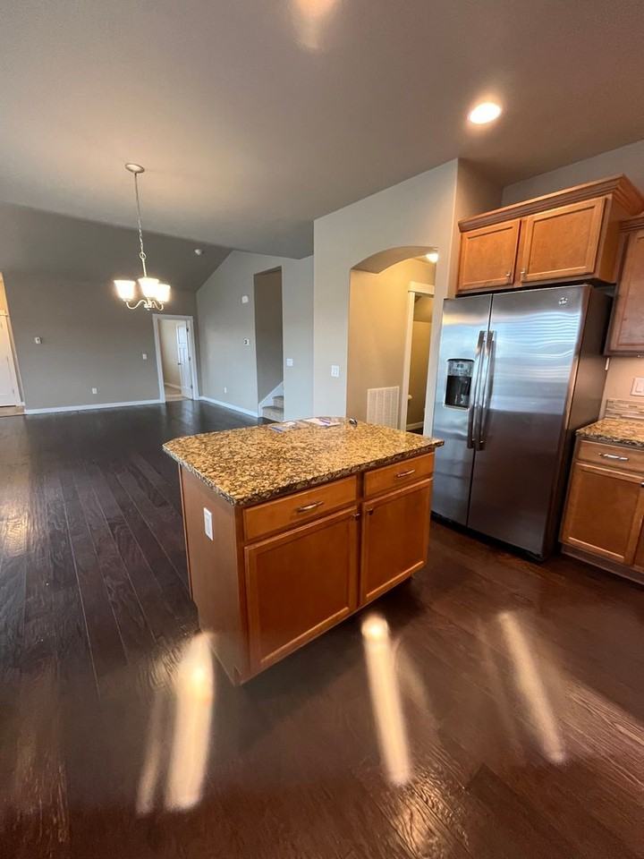 5191 Dragon Fly St - Photo 3 of 33