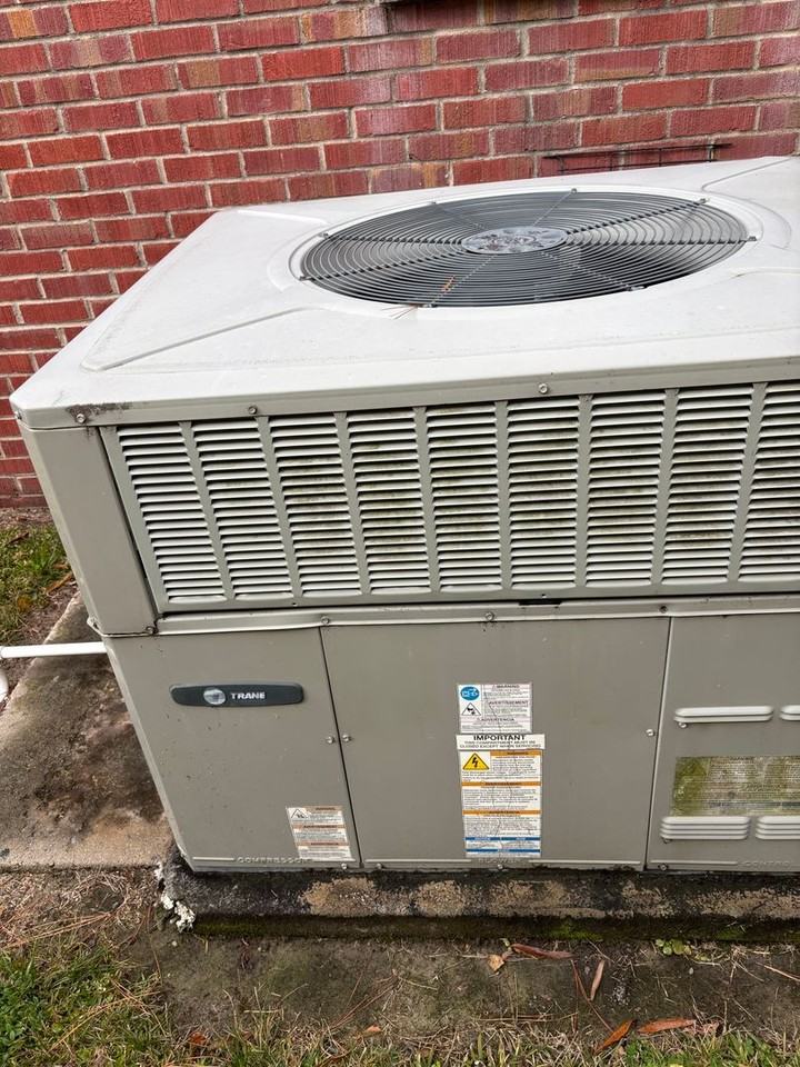 908 Edwards Ave - Photo 5 of 21