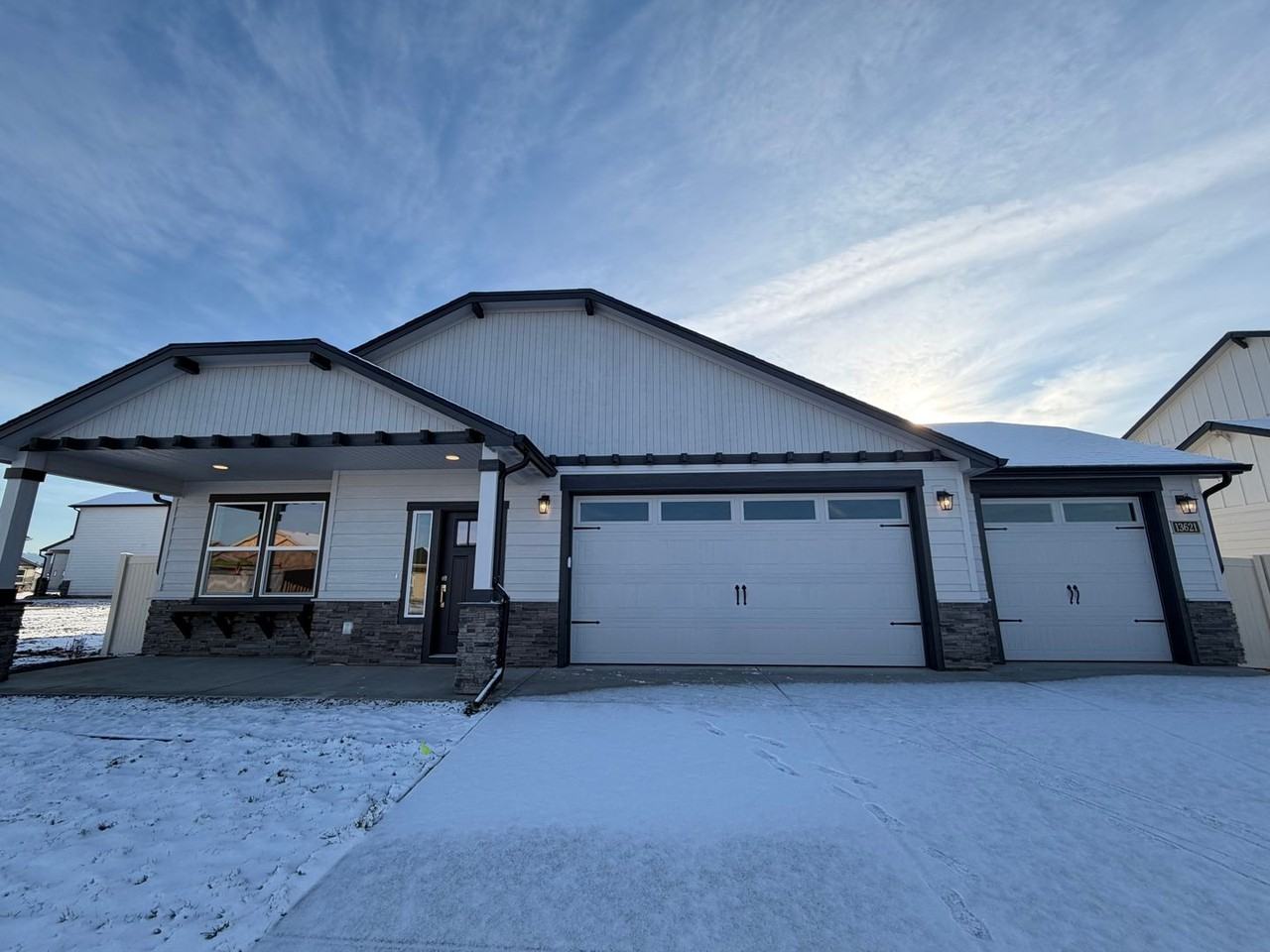 13621 N Apex Way - Photo 2 of 26