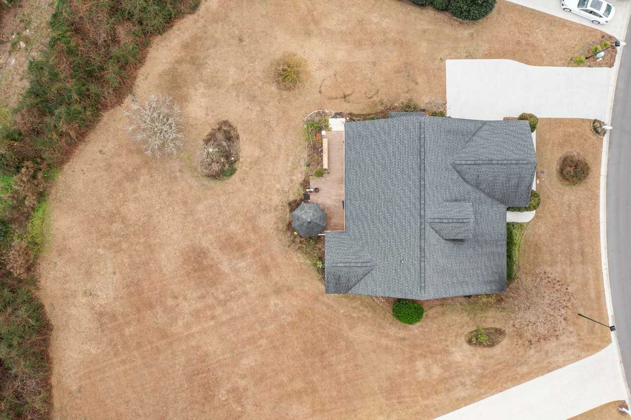 215 Carefree Ln - Photo 6 of 50