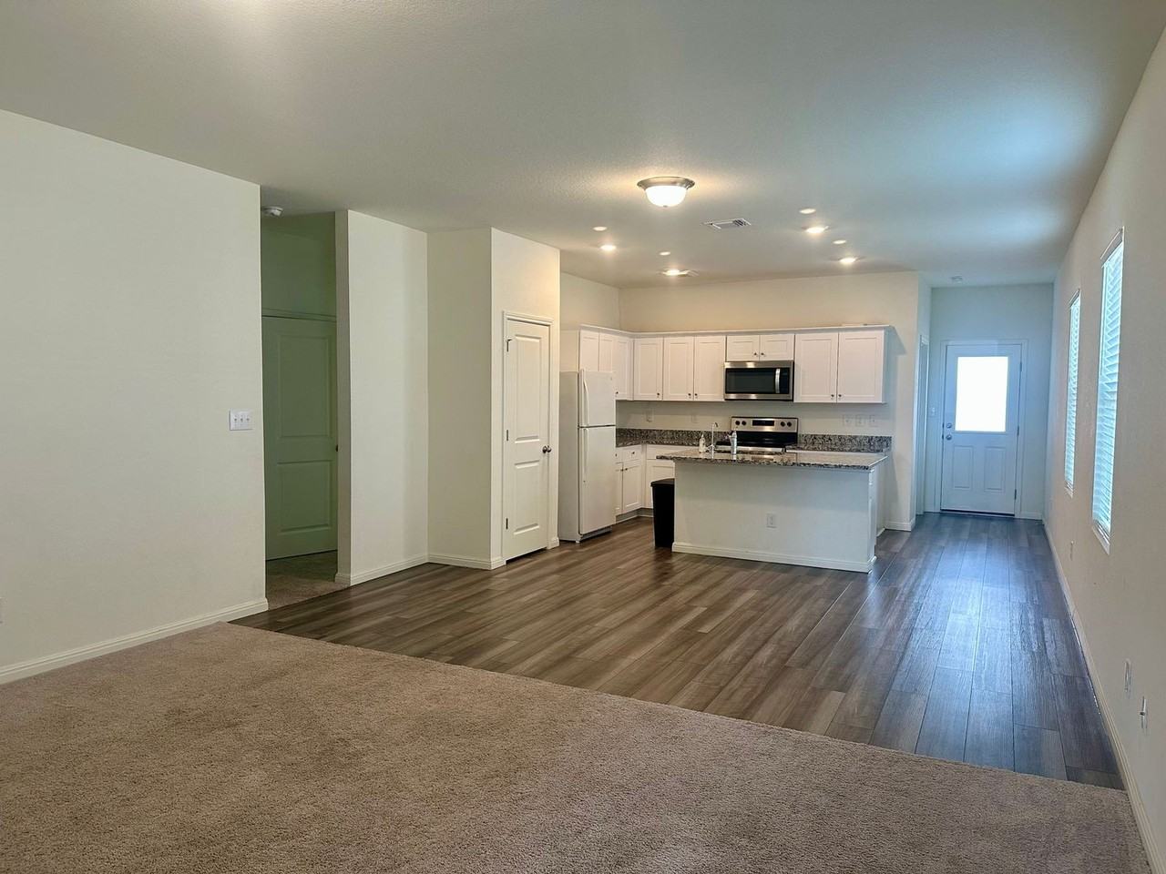 207 Waterbuck Loop - Photo 3 of 13