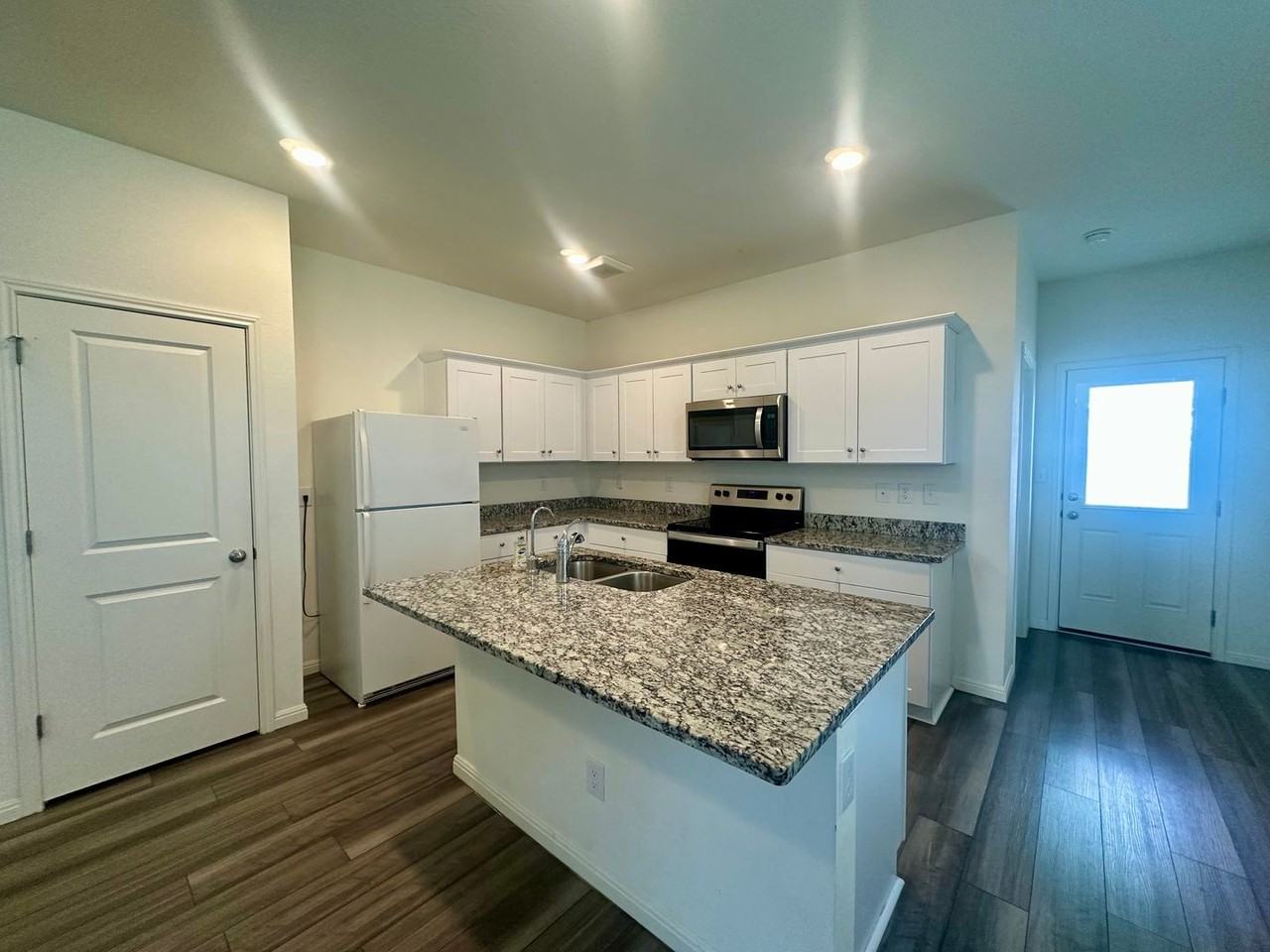 207 Waterbuck Loop - Photo 5 of 13