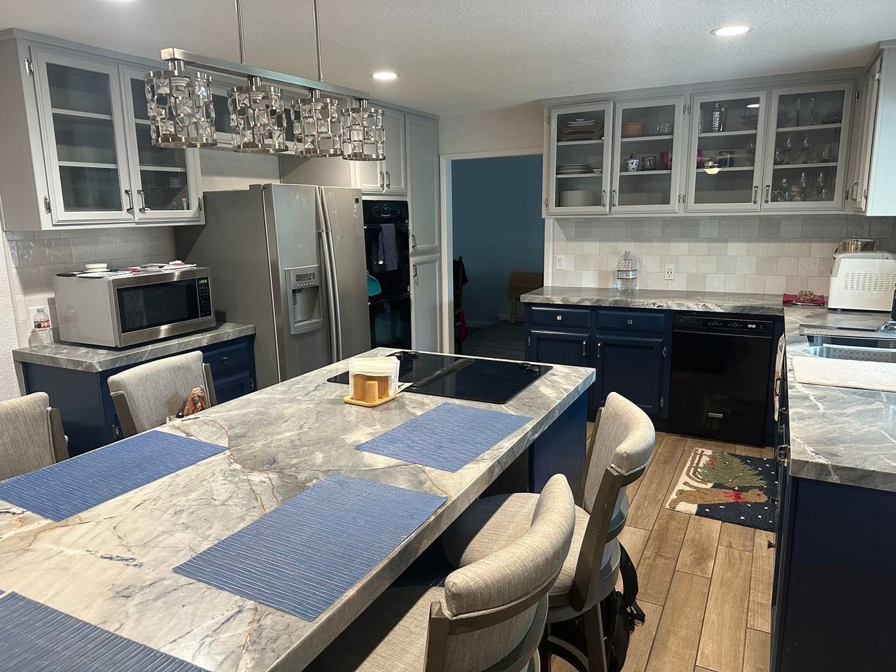 3913 Viader Dr - Photo 2 of 9