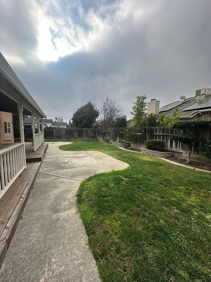 3913 Viader Dr - Photo 6 of 9