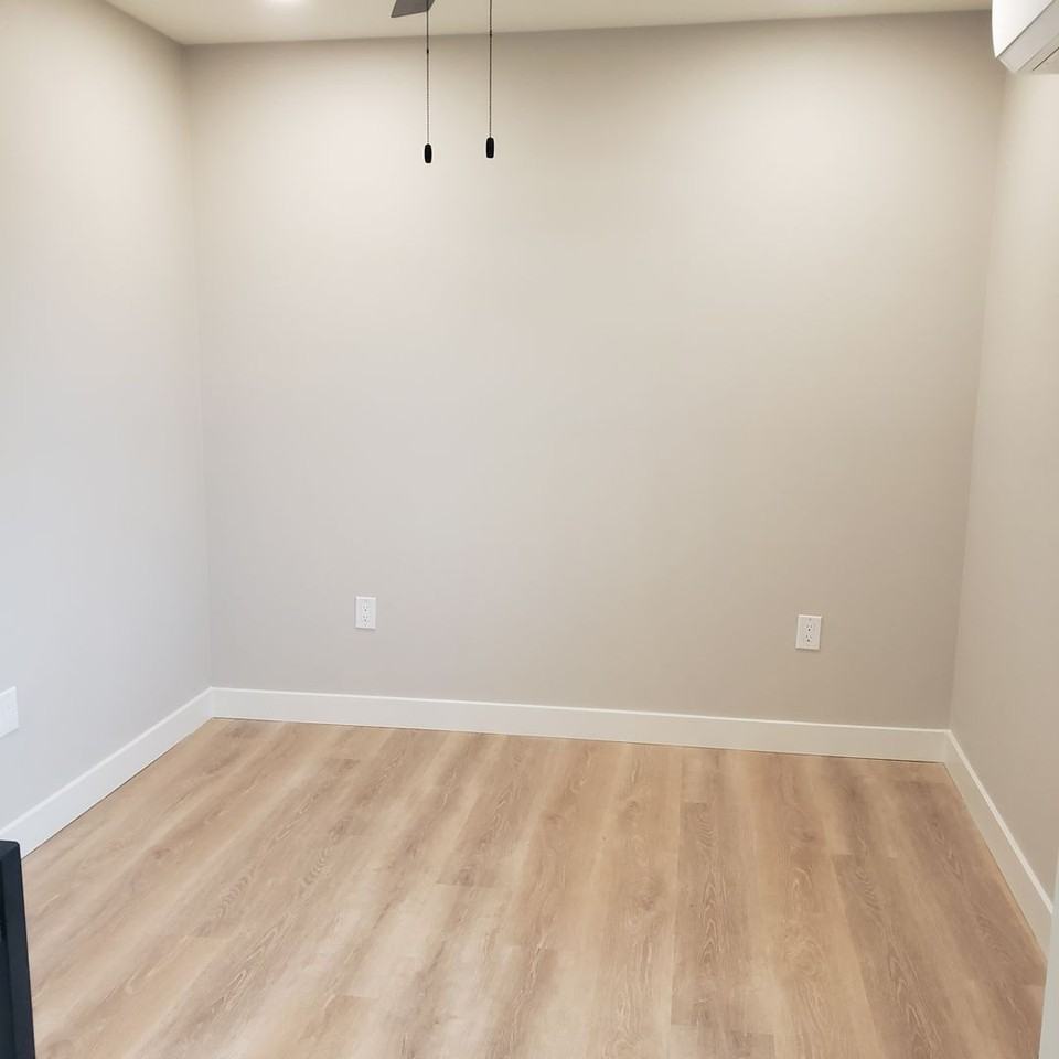 6861 Yellowstone Dr - Photo 2 of 10