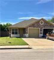 featured image of 1106 Leah Dr #B