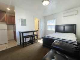 featured image of 1105 S State St #25