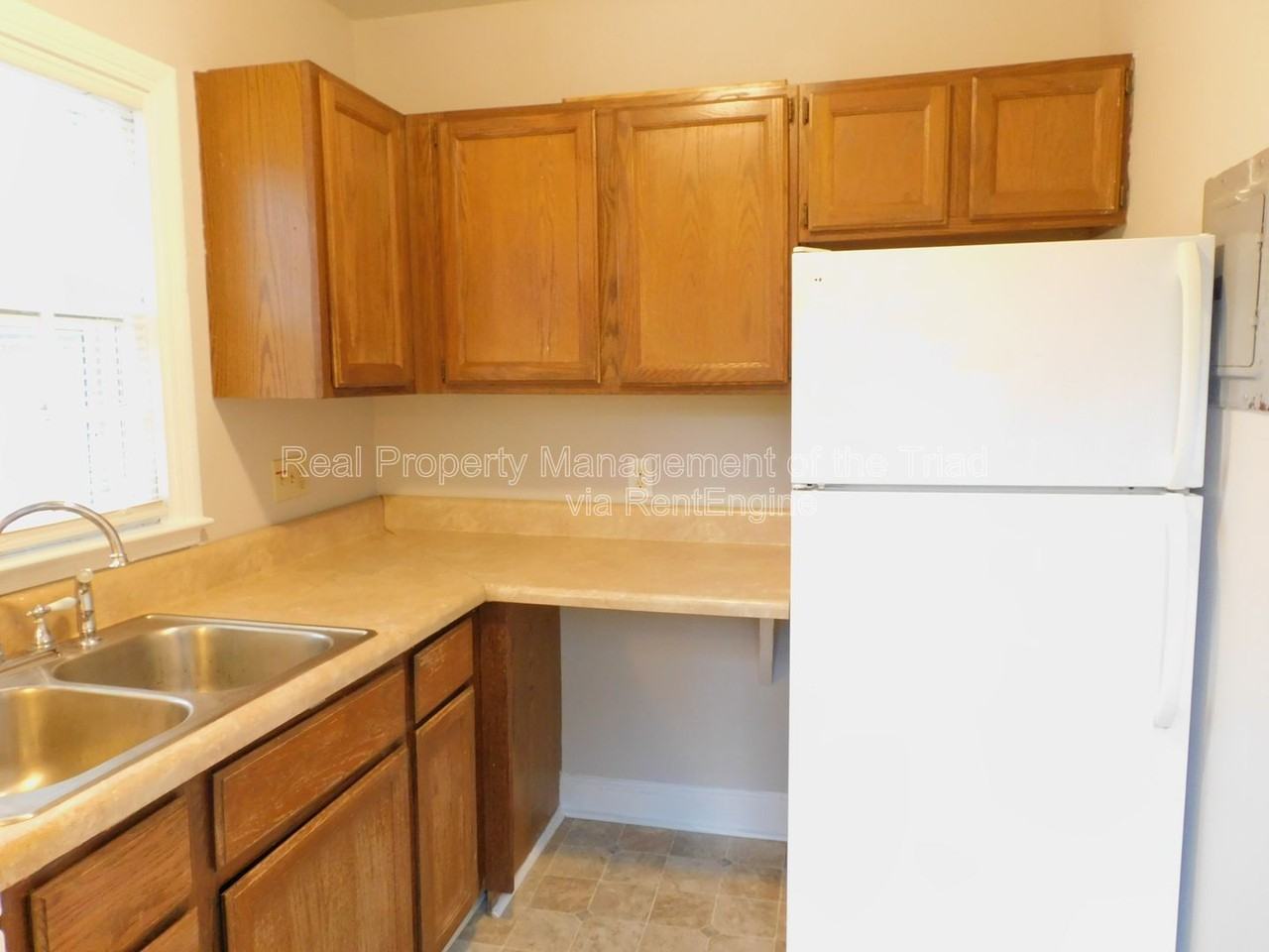 1232 Pamlico Dr - Photo 6 of 16