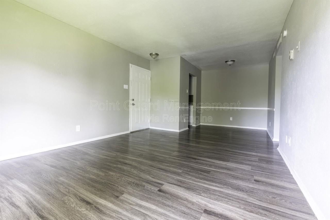 4550 W Kiest Blvd #1034 - Photo 6 of 30