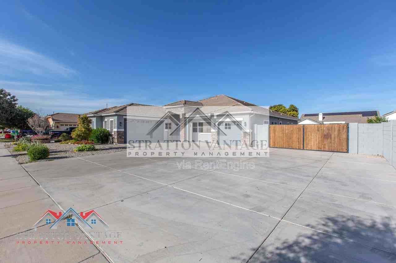 21748 E Escalante Rd - Photo 2 of 50