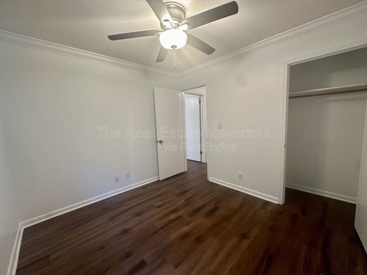 1763 White Oak Rd - Photo 6 of 17