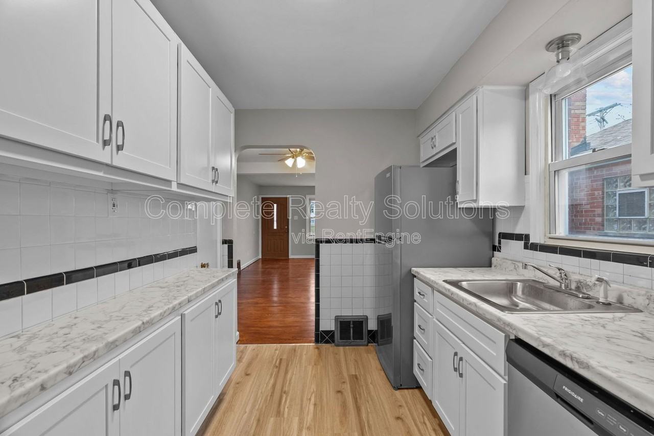 2104 Lexa Dr - Photo 7 of 24