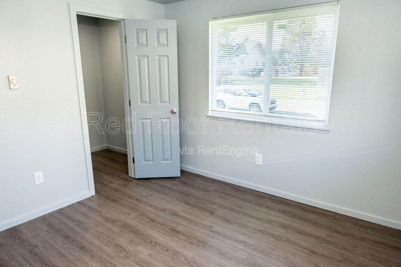 3321 S Asotin St #B - Photo 5 of 21