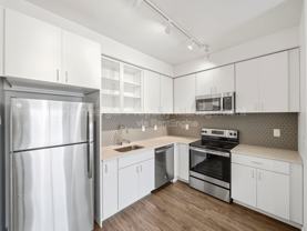 155 E Cleveland Ave #303 - Photo 1 of 1