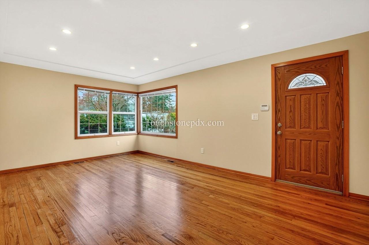 2702 Se 153rd Ave - Photo 6 of 45