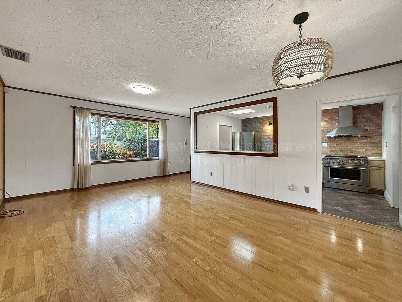 4517 S Hesperides St - Photo 7 of 43