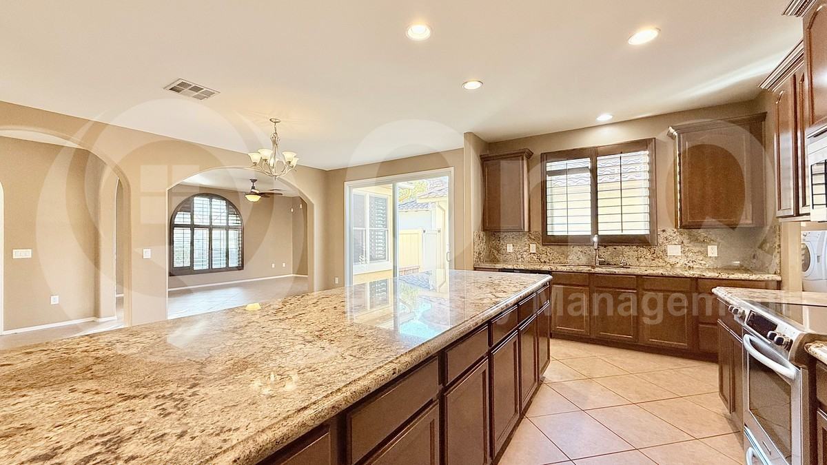 1161 S Storment Ln - Photo 4 of 28