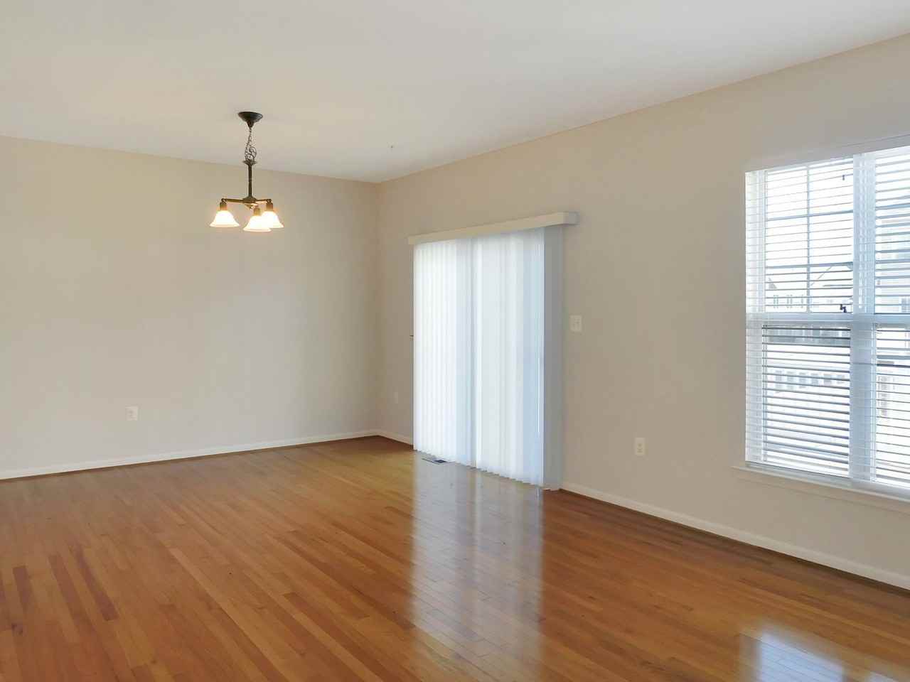 23363 Marview Ct - Photo 5 of 36