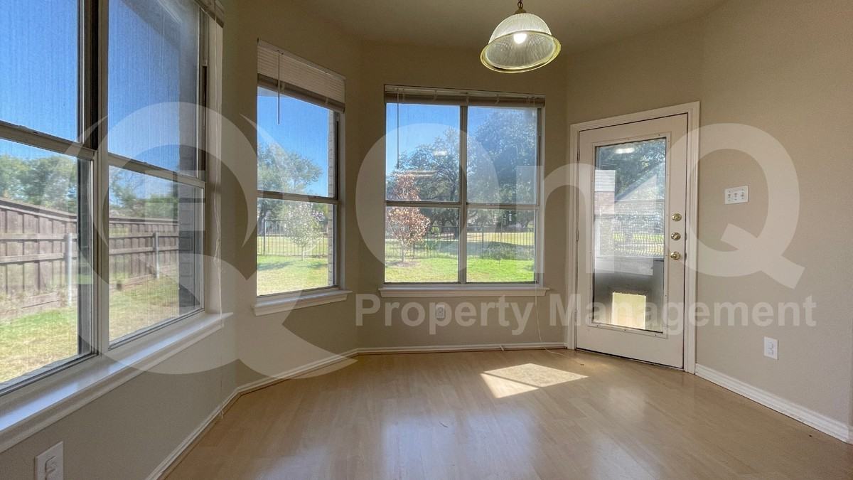 5212 Lakeland Dr - Photo 7 of 34