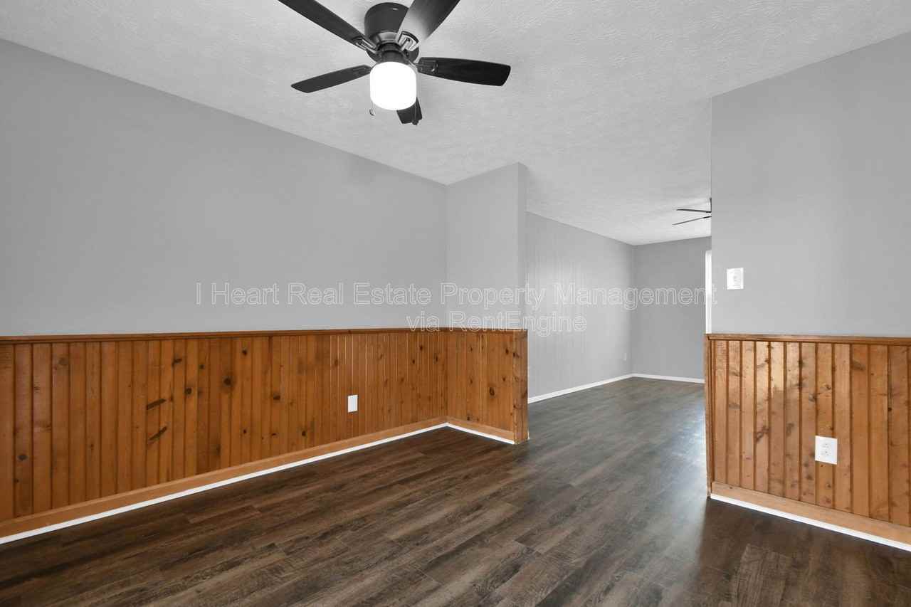 4006 Elkton St - Photo 6 of 25