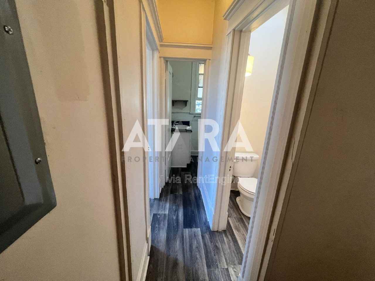 232 W 300 N - Photo 6 of 19