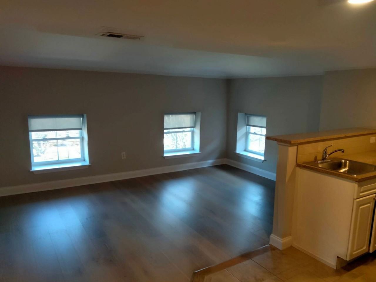 57 Imlay St #E - Photo 3 of 8