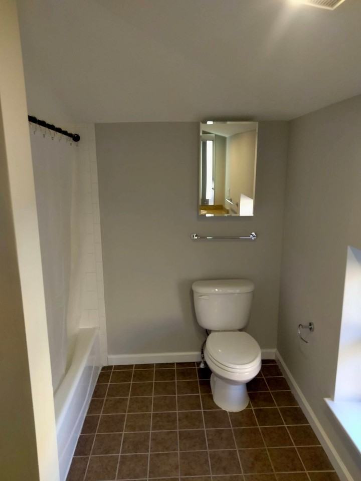 57 Imlay St #E - Photo 6 of 8