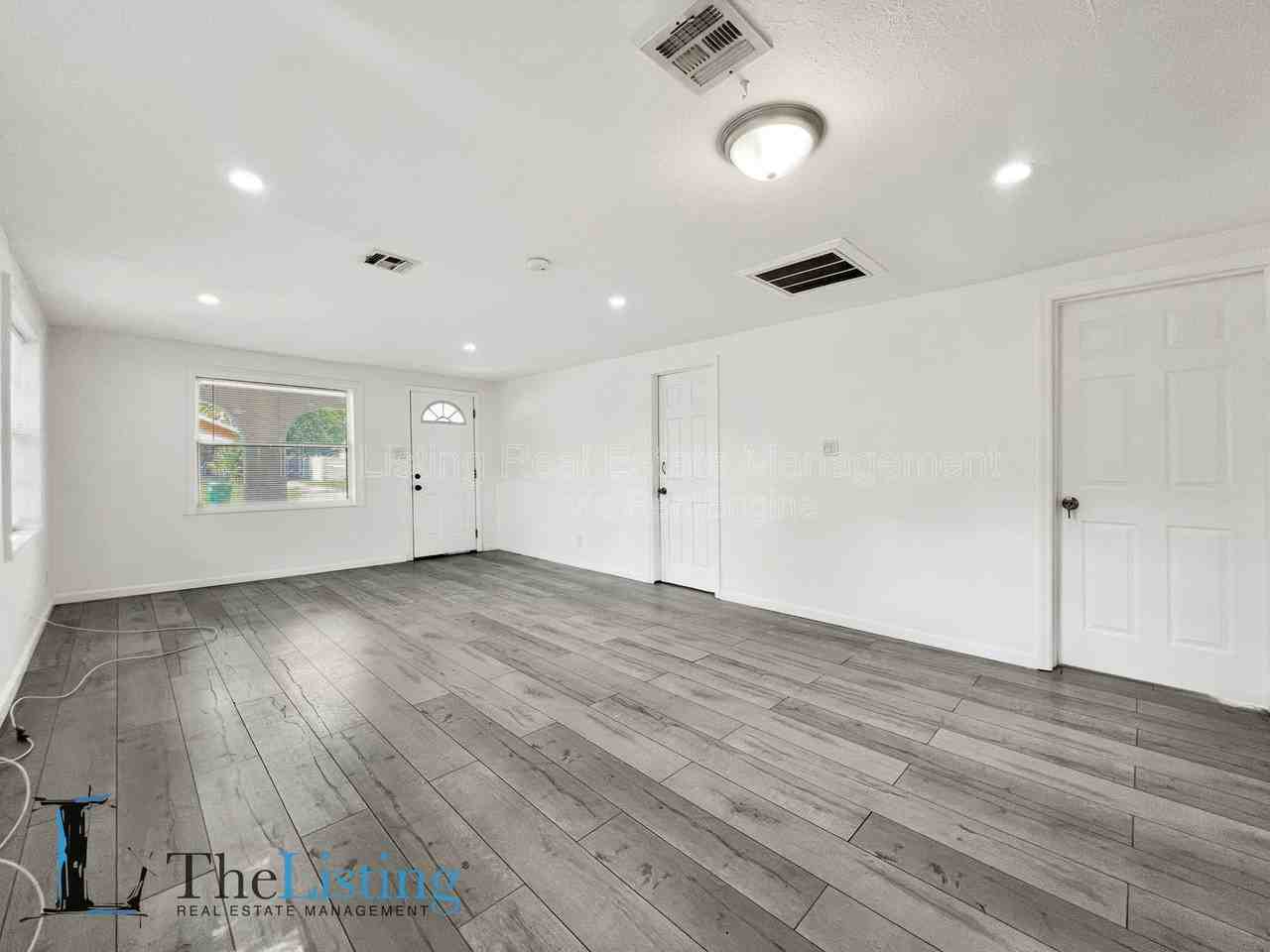 1716 W Nassau St - Photo 7 of 25