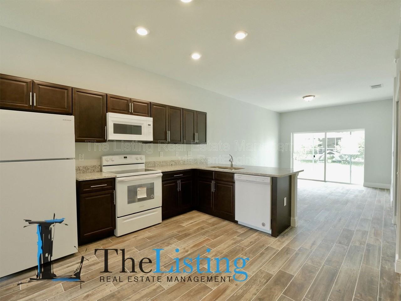 406 Albatross Ct #B - Photo 4 of 19