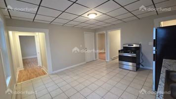 featured image of 147 Oak St #3