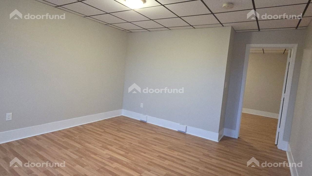 147 Oak St #3 - Photo 5 of 21