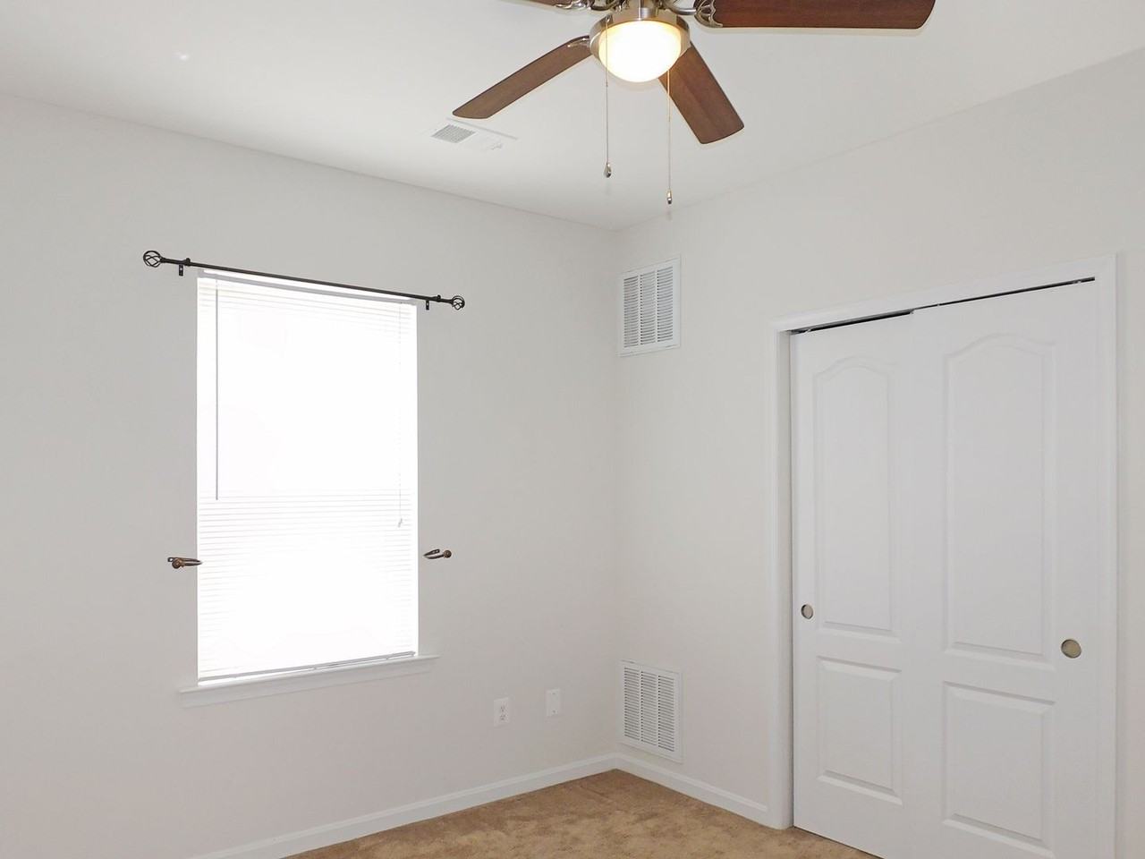 23540 Fdr Blvd #203 - Photo 6 of 18