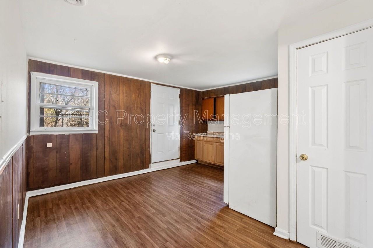 3234 Highway 92 Fairburn Rd #1 - Photo 4 of 10