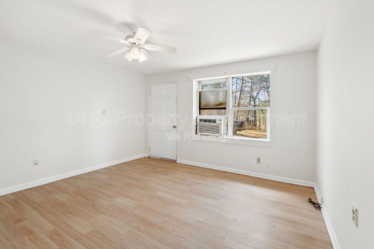 3234 Highway 92 Fairburn Rd #1 - Photo 5 of 10