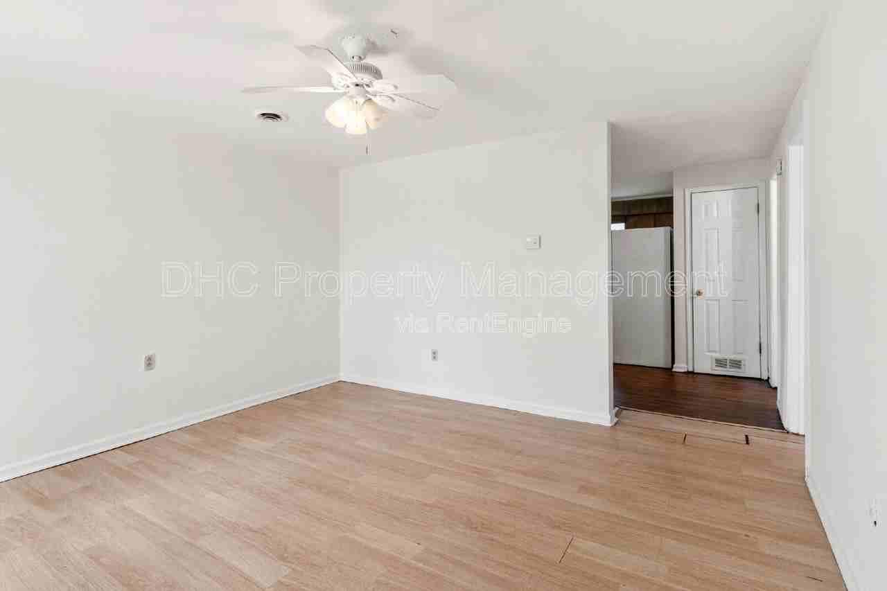 3234 Highway 92 Fairburn Rd #1 - Photo 6 of 10