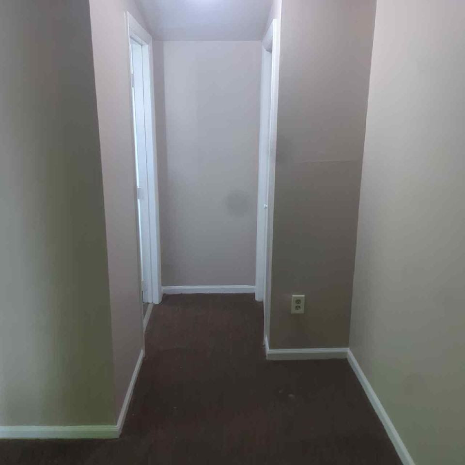 705 E 6th St #3 - Photo 6 of 9