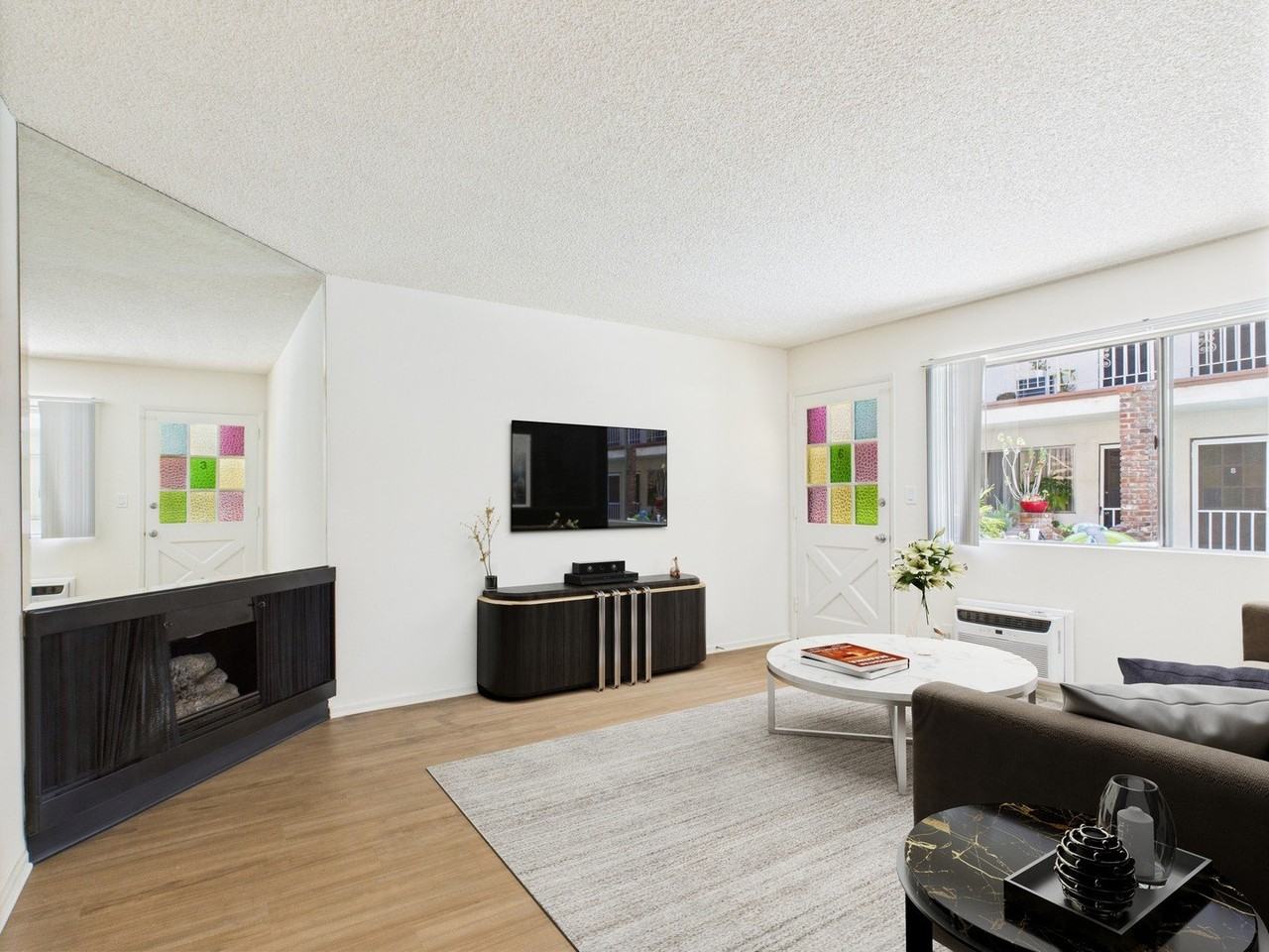 Rustic Villa - Photo 4 of 14